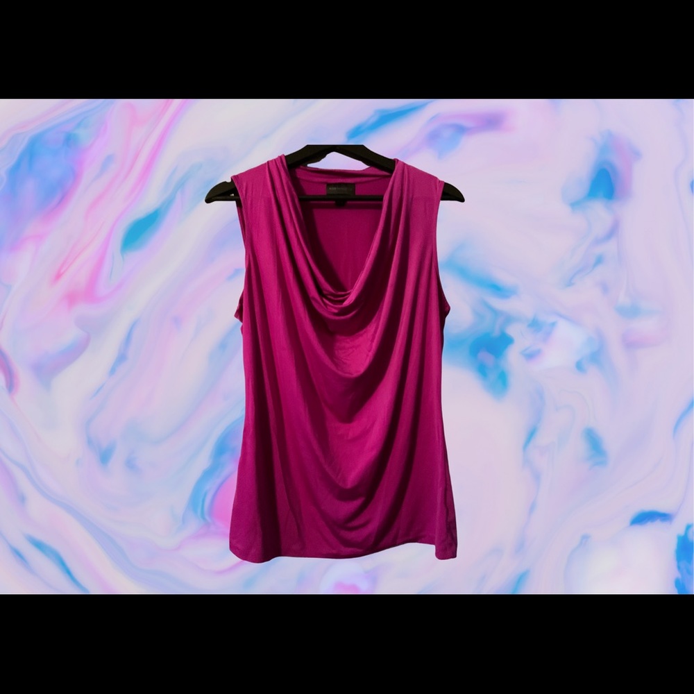 Sleeveless, draped blouse